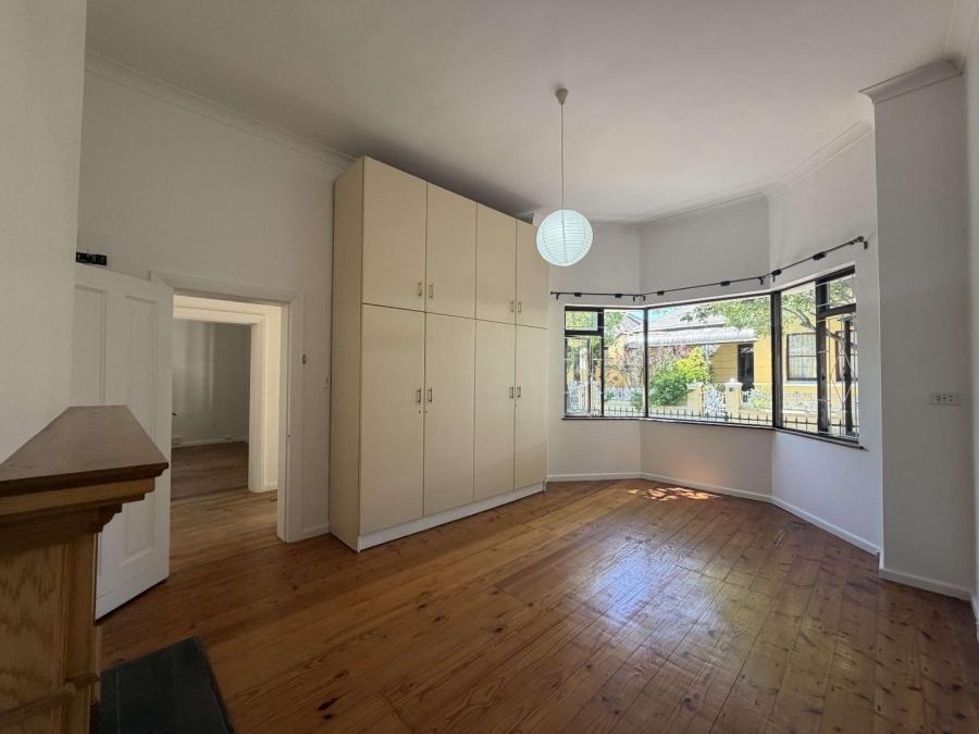 To Let 4 Bedroom Property for Rent in Rondebosch Village Western Cape